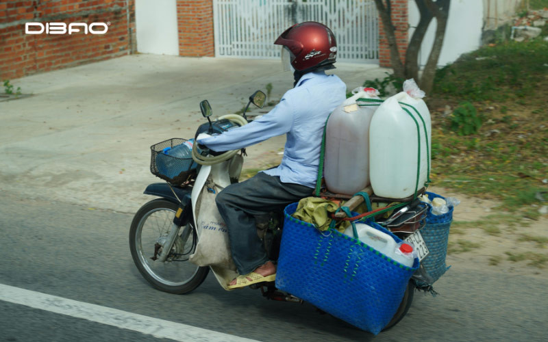 mức phạt chở hàng cồng kềnh